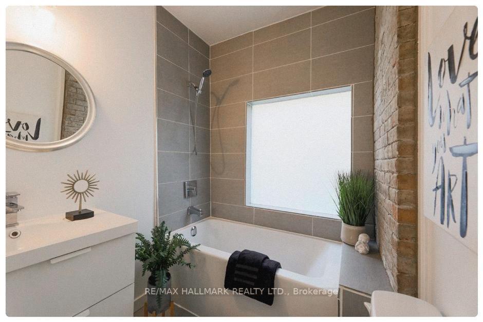 The Stays - Private Cozy 1 Bhr Apt On Main Floor Toronto Kültér fotó